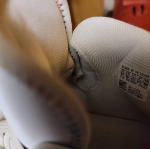 Adidas D.O.N Issue #2 - Picture 3 of 3